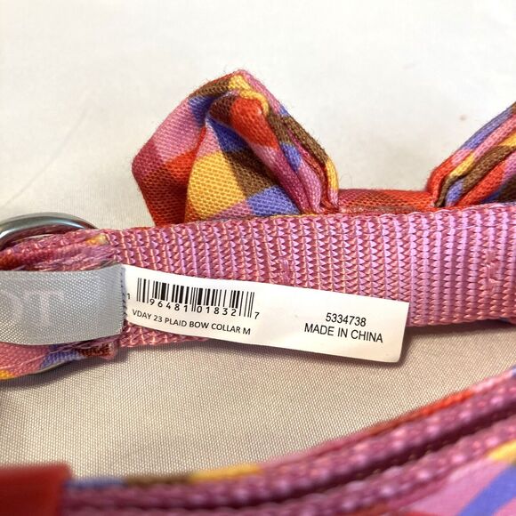 Top Paw Lovable Plaid Bowtie Collar Size Medium Multicolored Valentine Theme - Picture 8 of 10